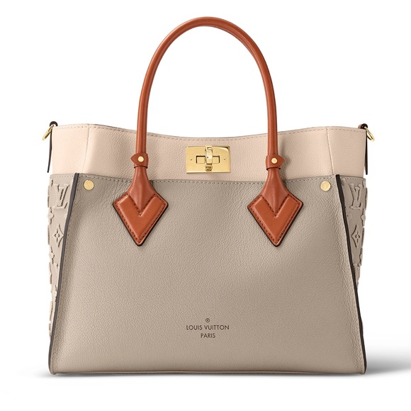 Louis Vuitton On My Side MM Shoulder Monogram Grain Calf Leather Crème🔥 - Picture 3 of 16